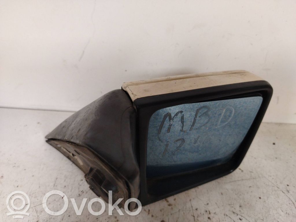 Mercedes-Benz E W124 Elektryczne lusterko boczne drzwi przednich 