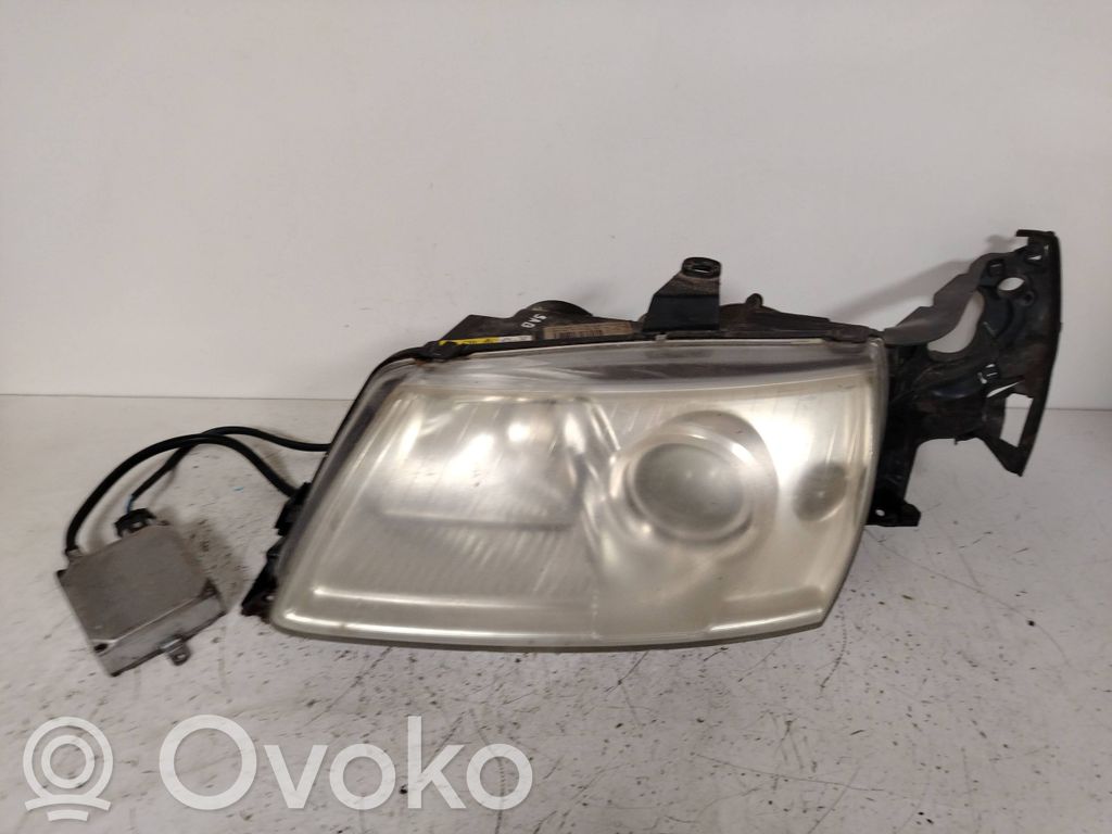 Headlight/headlamp   89010466,12755263