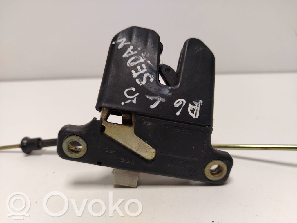 Audi A6 S6 C5 4B Zamek klapy tylnej / bagażnika 