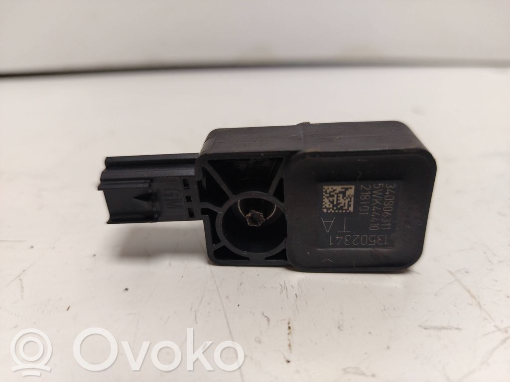 Opel Insignia A Airbag deployment crash/impact sensor 