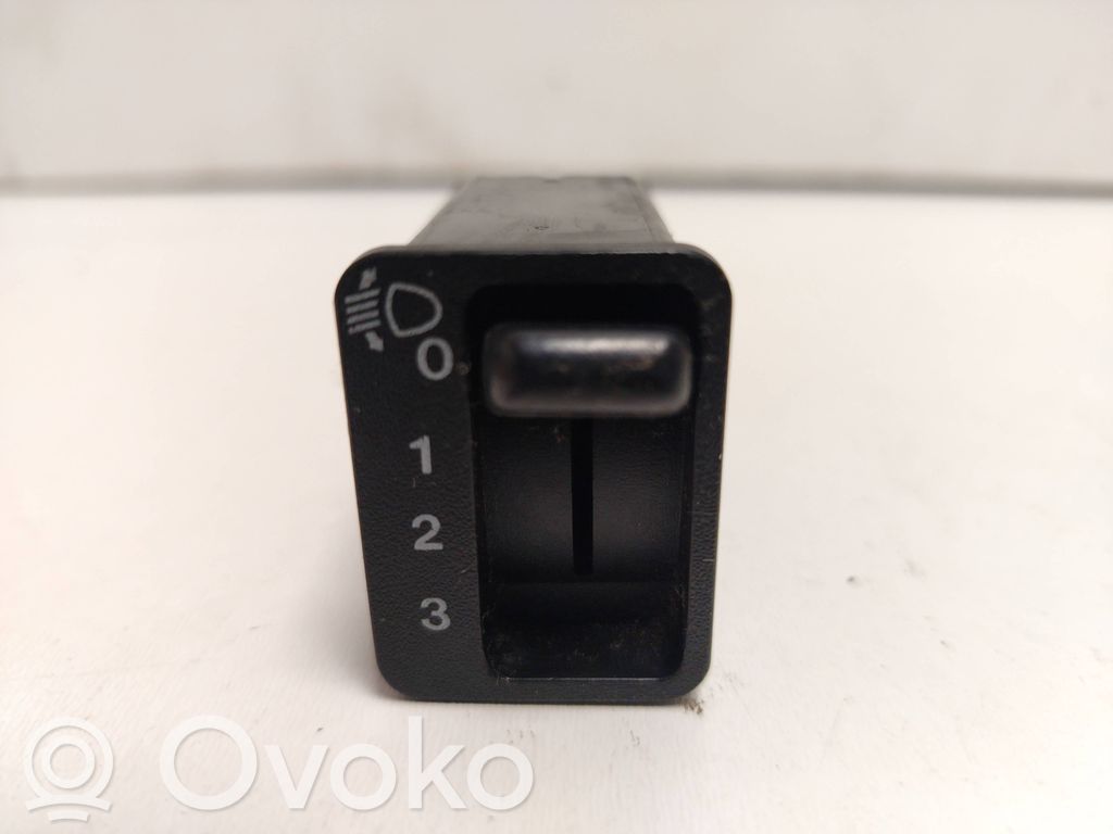 Headlight level height control switch   01645