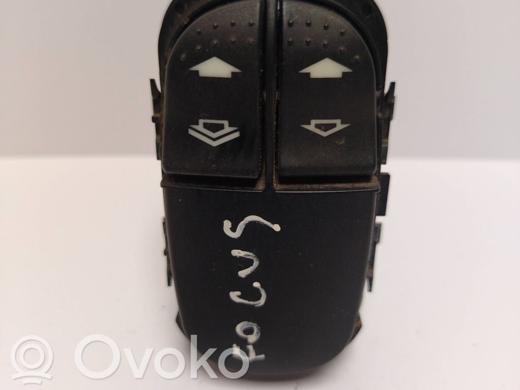 Ford Focus Electric window control switch 