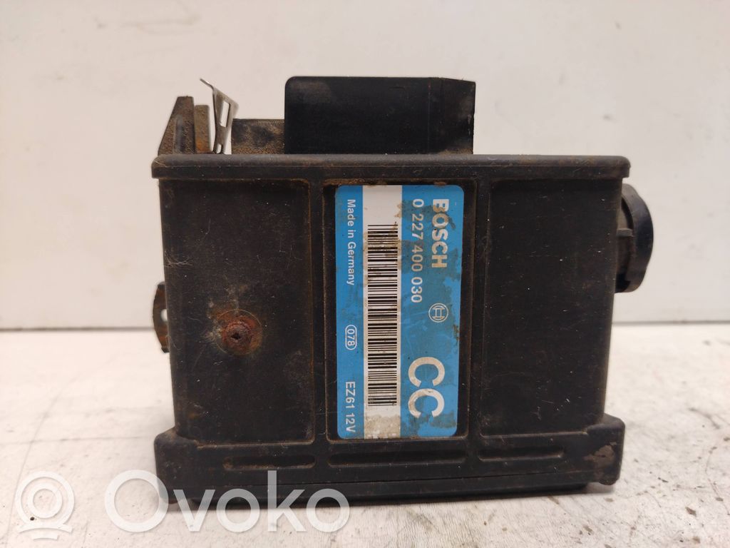 Opel Omega A Engine control unit/module 