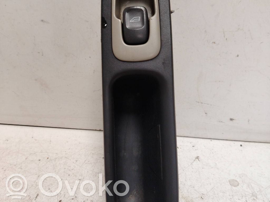 Electric window control switch   9699476