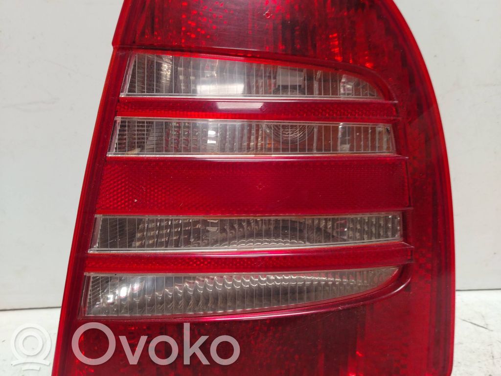 Skoda Superb B5 (3U) Lampă spate în caroserie 