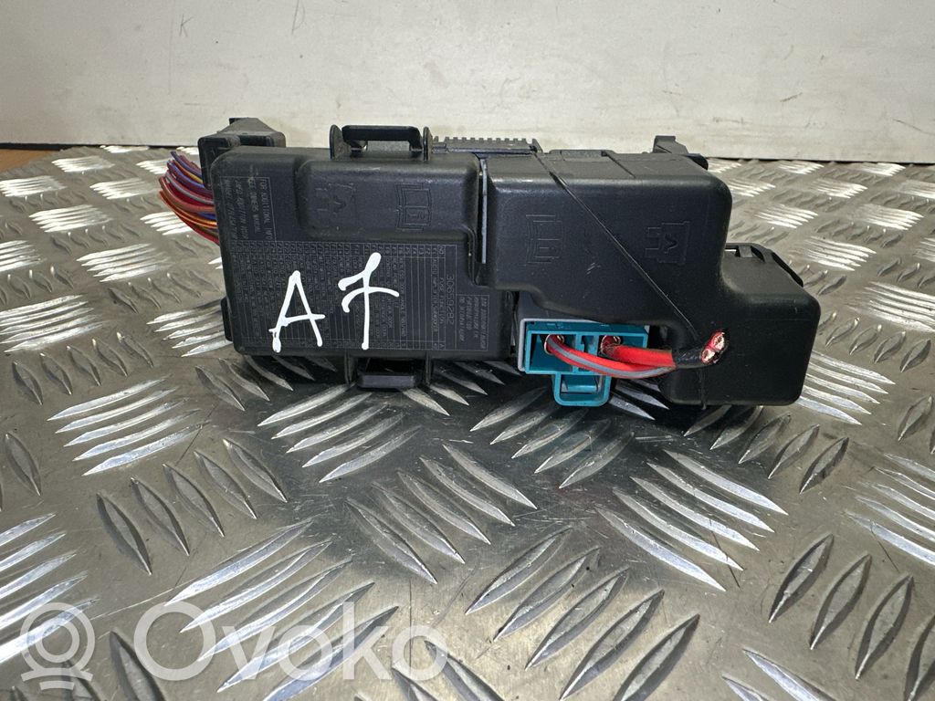 Volvo XC60 Fuse module 