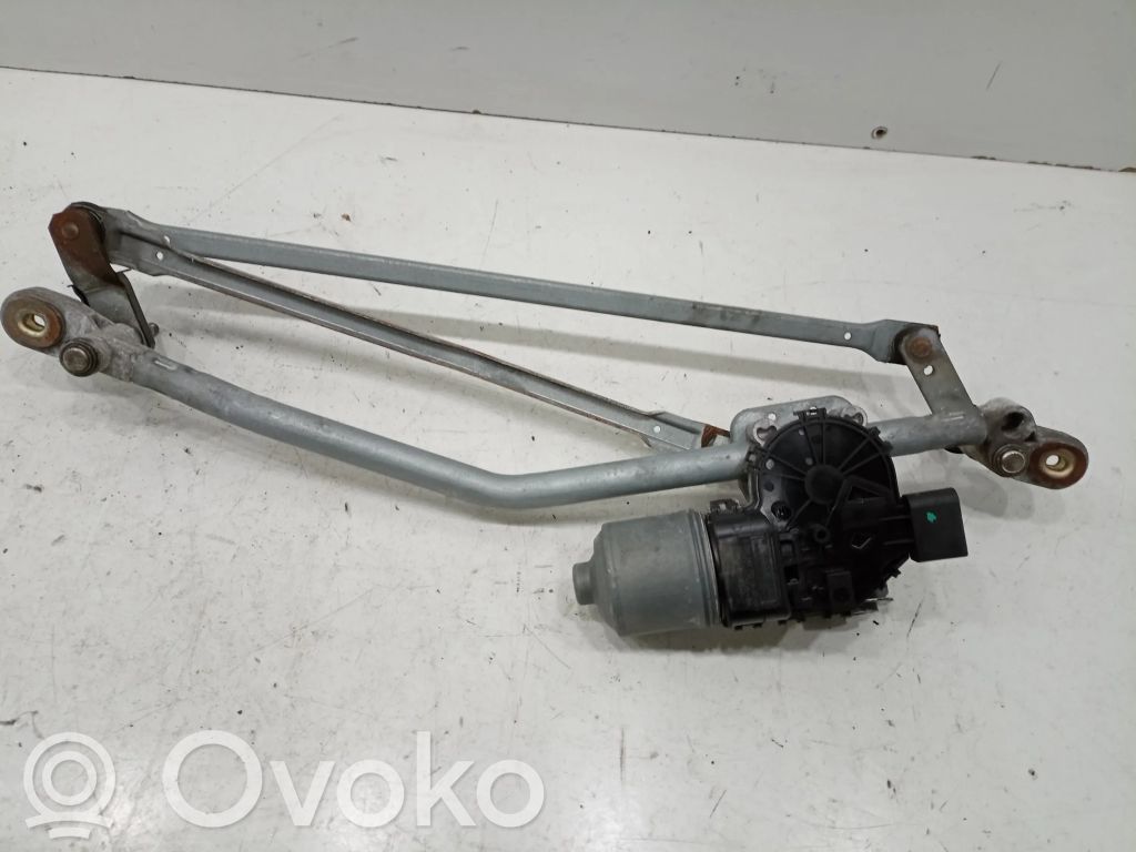 Wiper motor   0390241732,B32H67340
