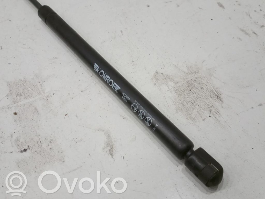 Tailgate/trunk strut/damper   ML5197