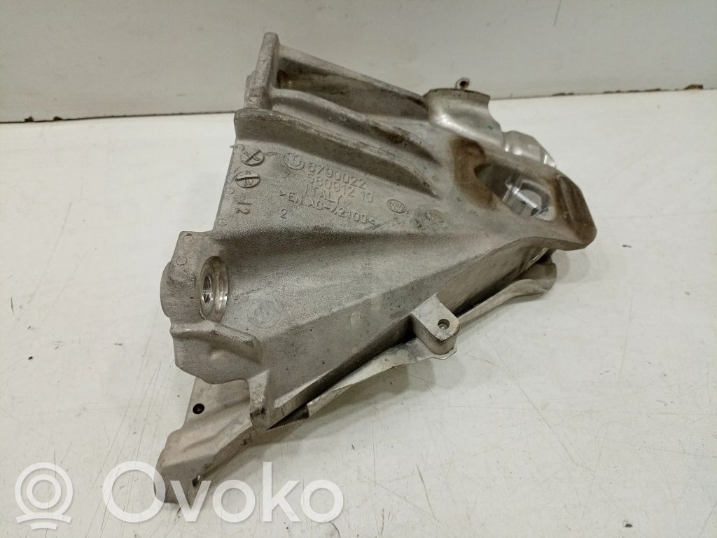 Engine mount bracket   58091210