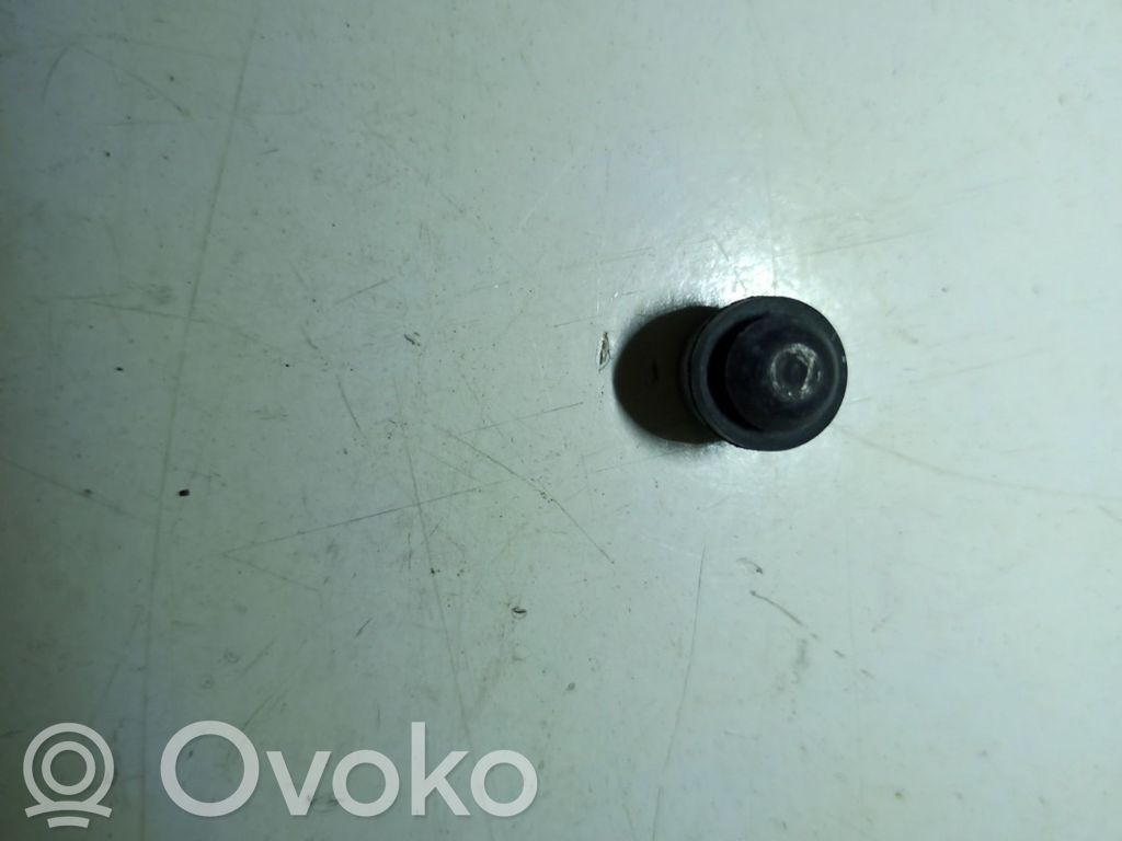 Volkswagen II LT Крышка топливного бака 