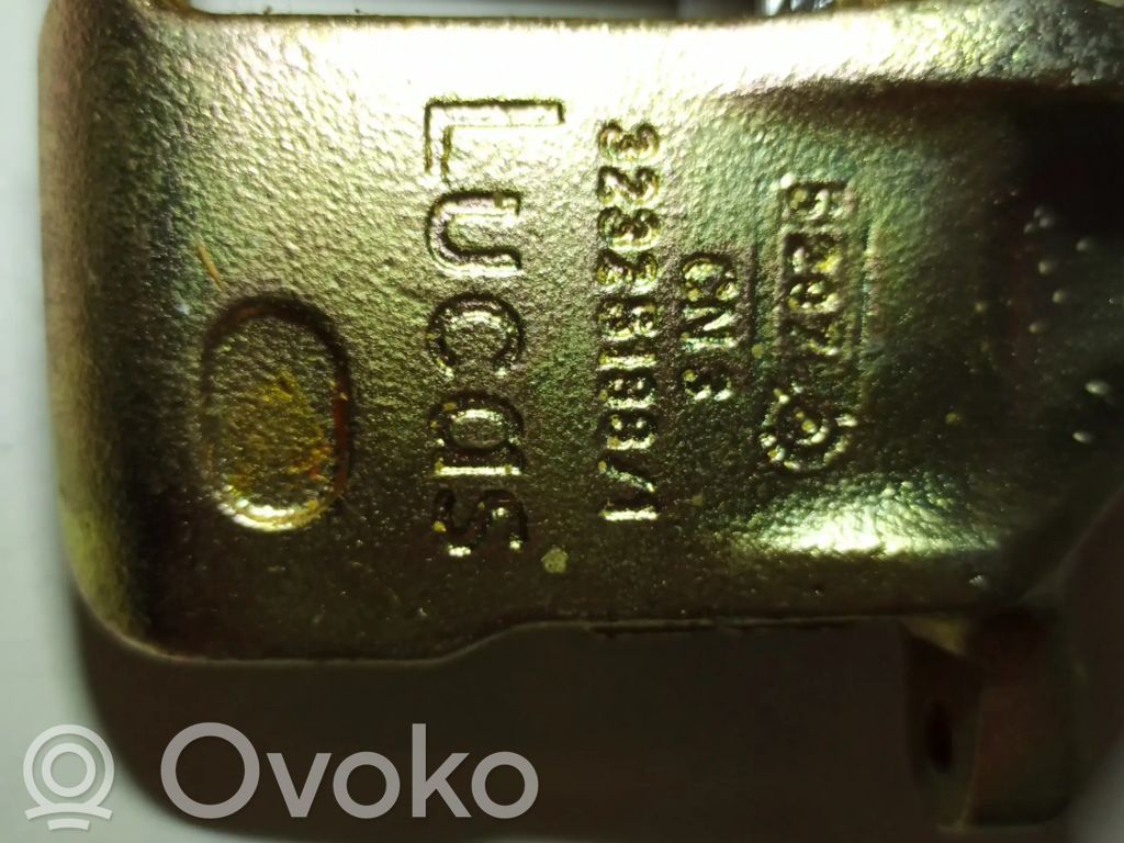 Audi A4 S4 B5 8D Etujarrusatula 