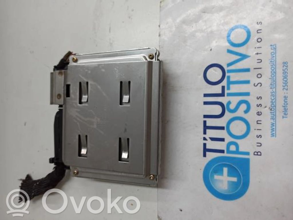 Unidad de control/módulo del motor   8E0907411