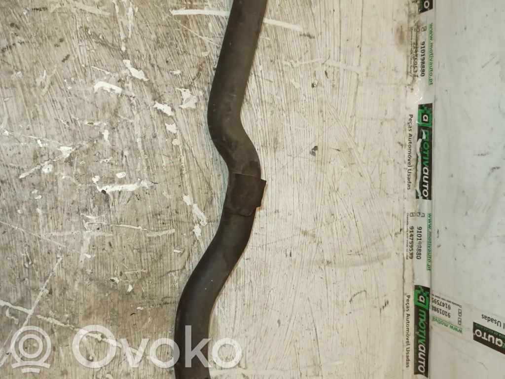 Coolant pipe/hose
