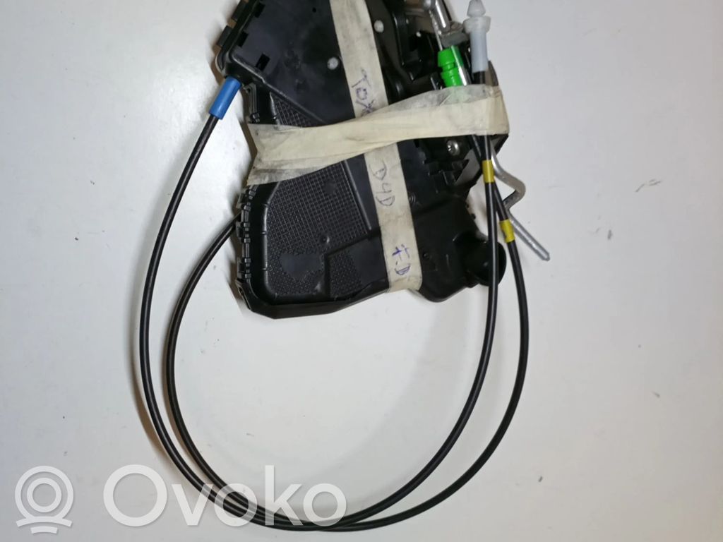 Toyota Auris 150 Замок (у ручки) 