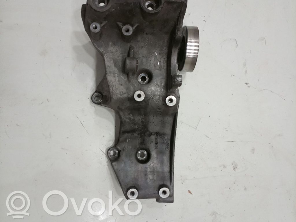 Cubo de rueda delantera   06B903143L