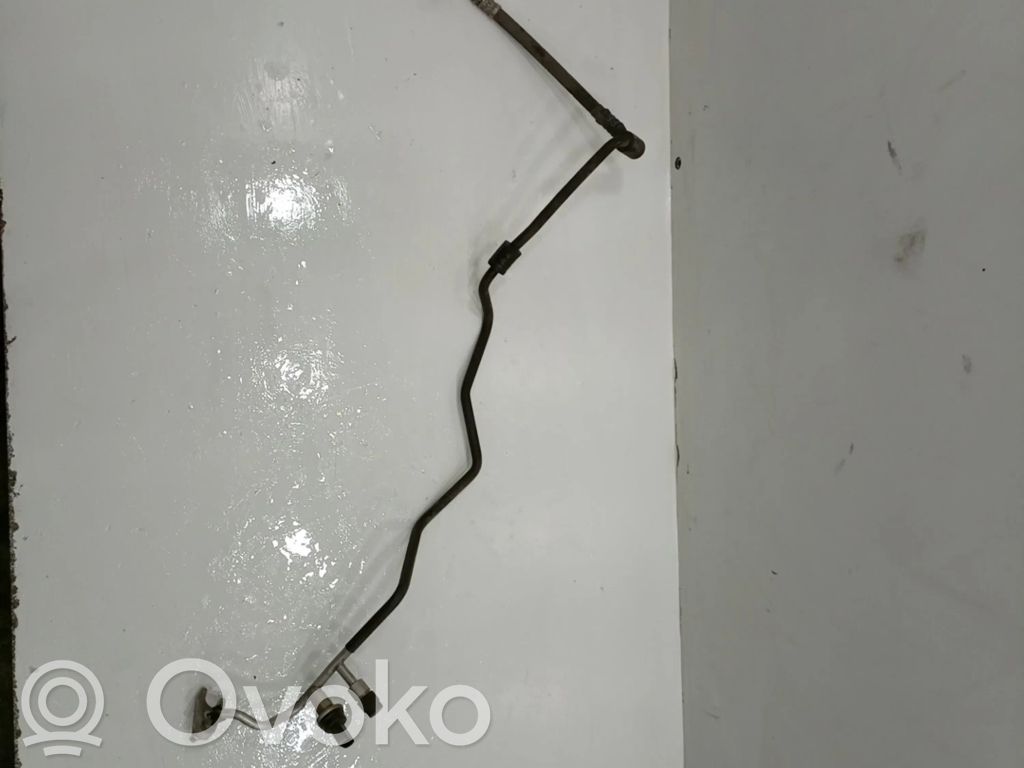 Ilmastointilaitteen putki (A/C)
