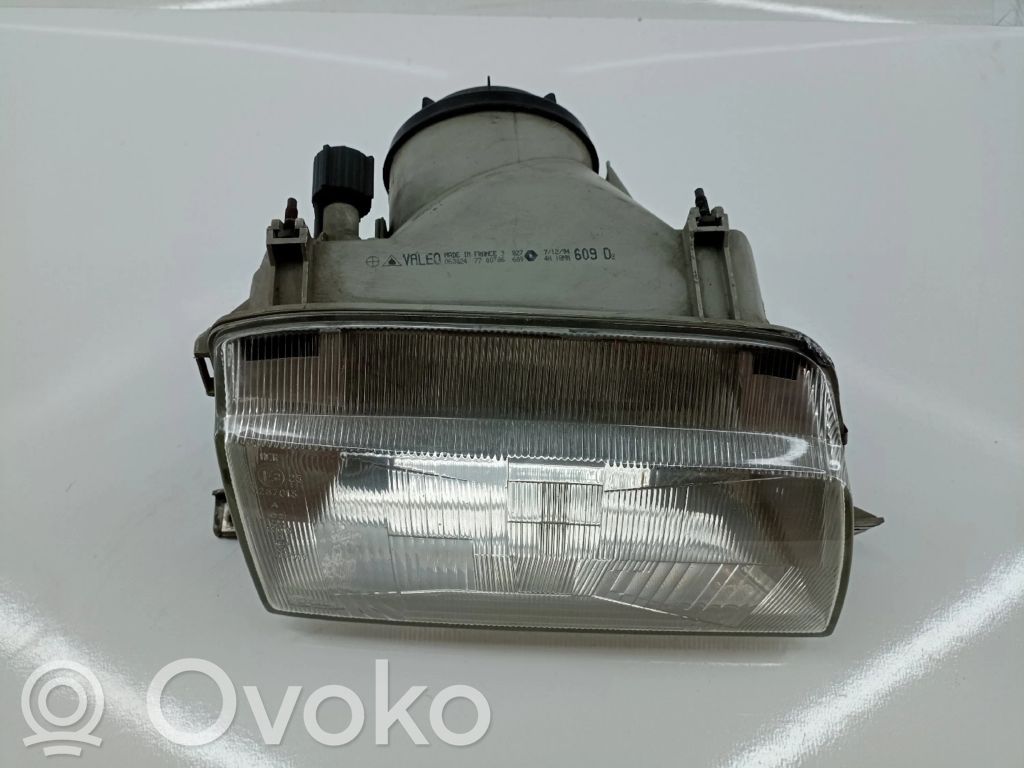 Renault 19 Headlight/headlamp 