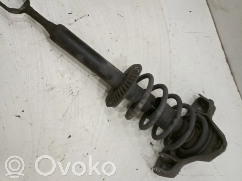 Audi A4 S4 B5 8D Etuiskunvaimennin 