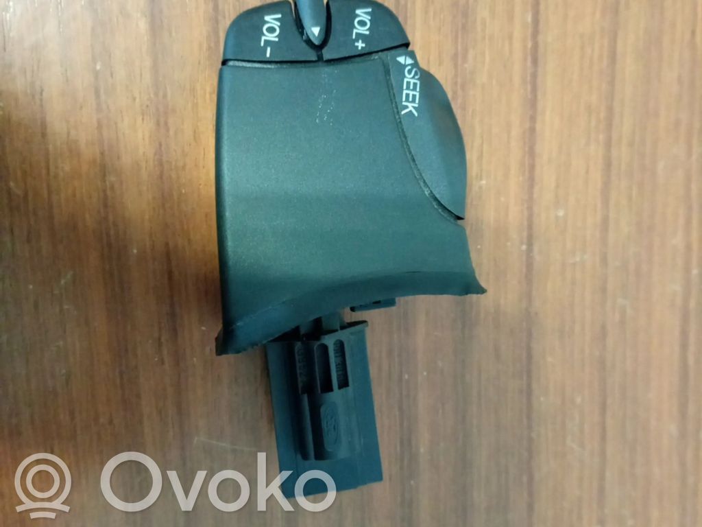 Ford Fiesta Radio/CD/DVD/GPS head unit 