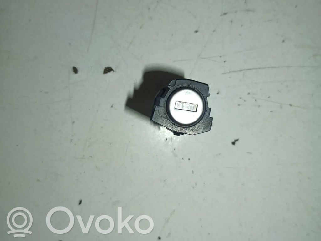 Audi A3 S3 A3 Sportback 8P Ignition lock 