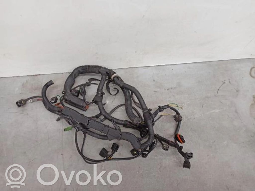 Smart ForTwo II Dzinēja vadu instalācija 