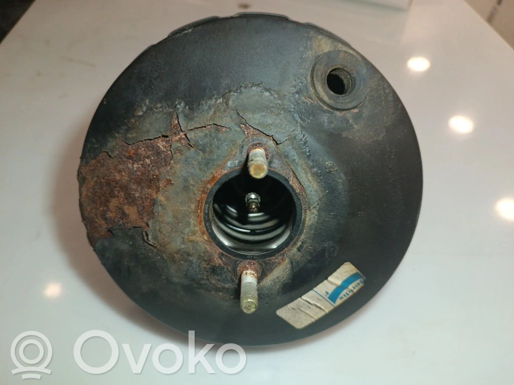 Renault Clio I Brake booster 
