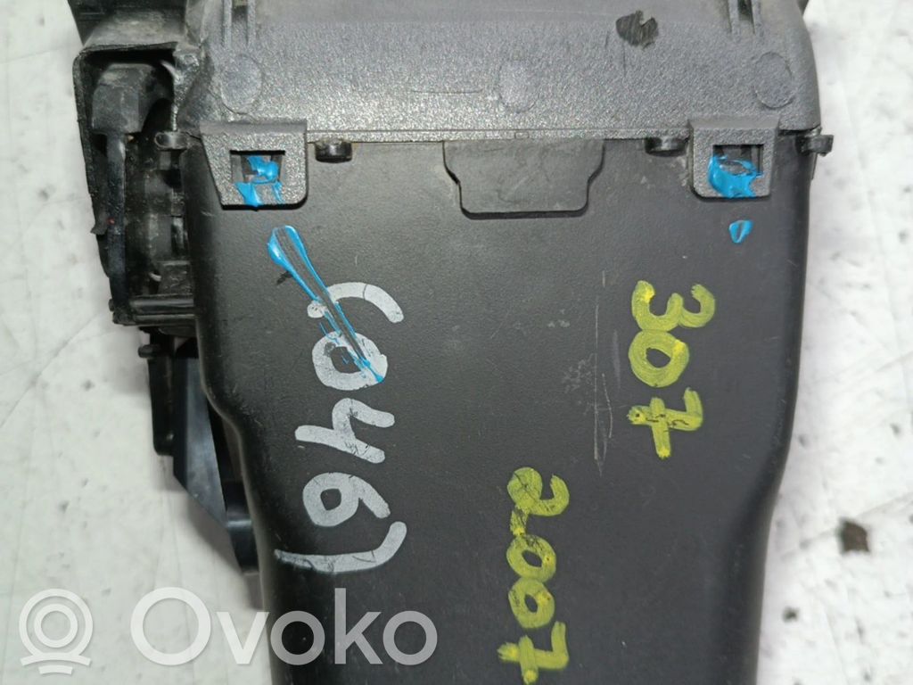 Dashboard   9634499077,046R