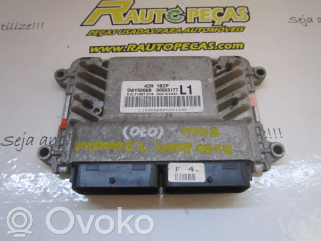 Chevrolet Aveo Engine control unit/module 