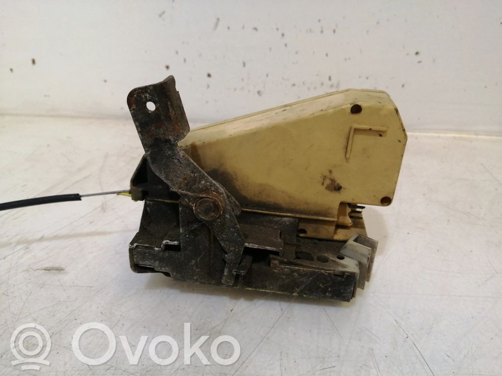 Rear door lock   R202218279