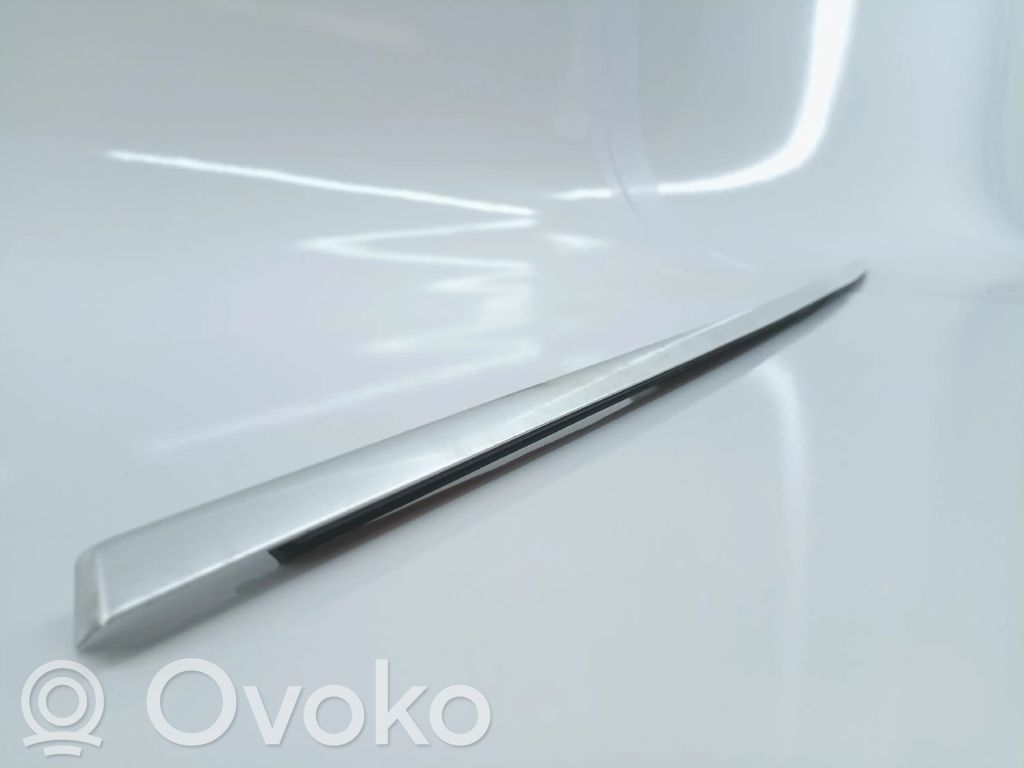 Volvo XC70 Front door interior handle 