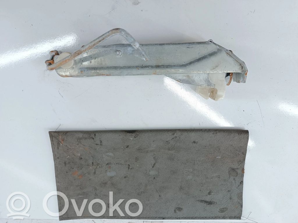 Domkrats   GM90135101