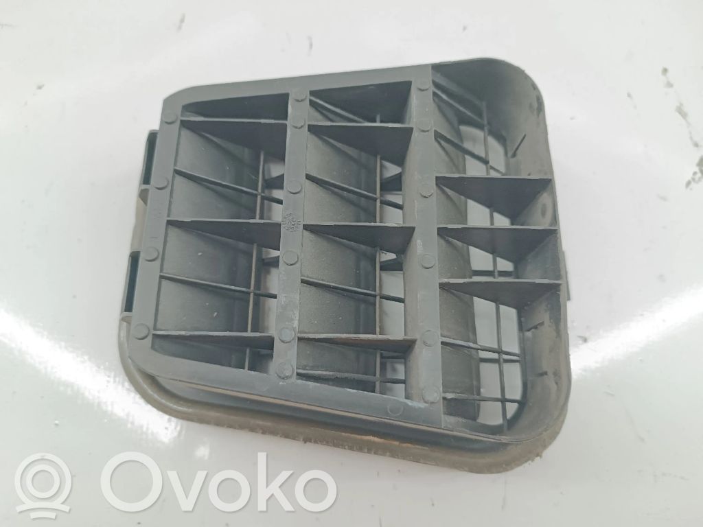 Audi A4 S4 B7 8E 8H Mazā radiatora ventilators 