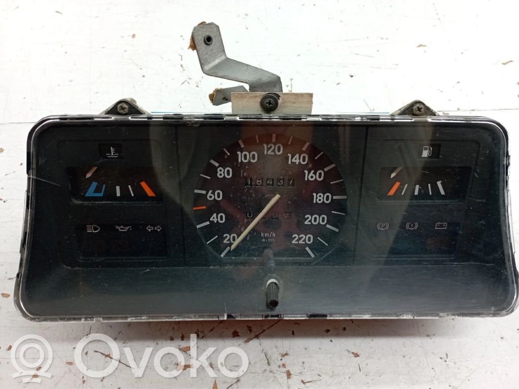 Renault 19 Speedometer (instrument cluster) 