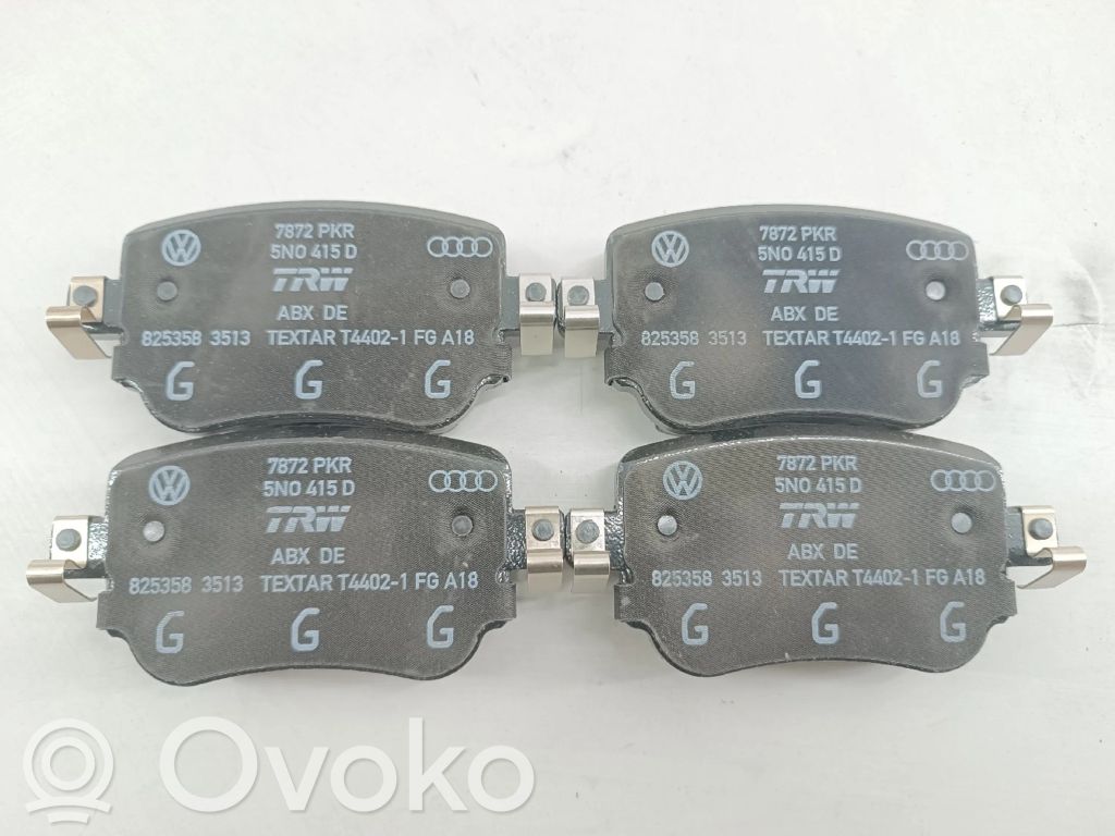 Piasta koła przedniego   7N0698451A,TRASEIRAS