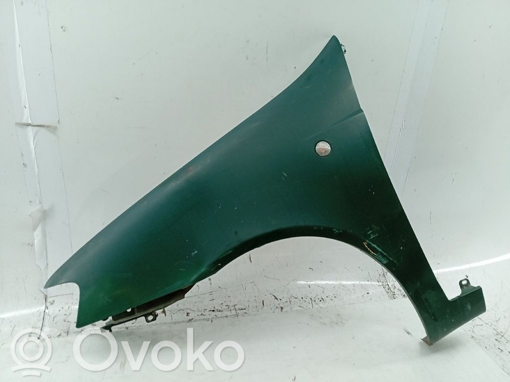 Fiat Punto (188) Крыло 