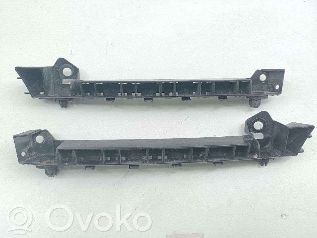 Bamperis   NF2S9X,NF2S9W