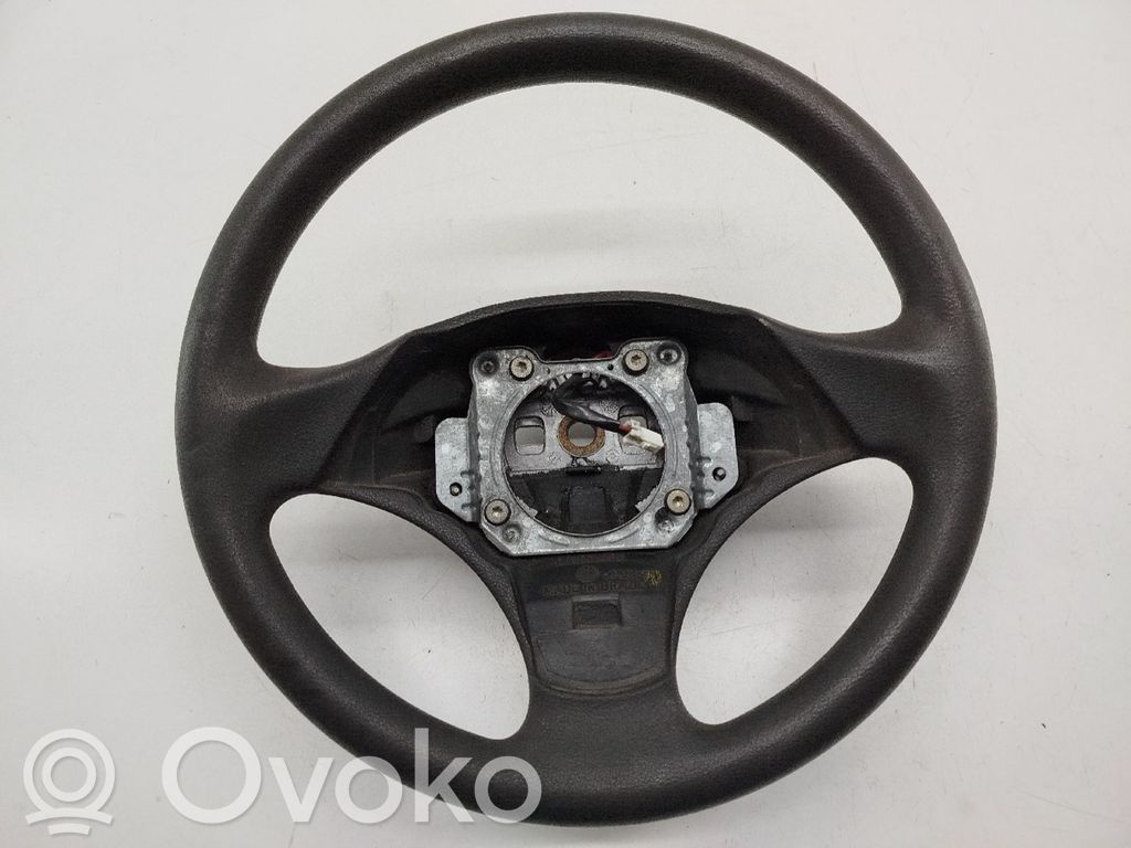 Ohjauspyörä   1001514450