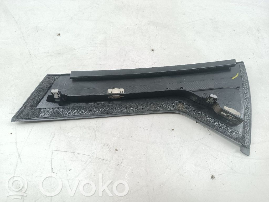 Front door card panel trim   822348376R,822345768R,TRASEIRADIREITA