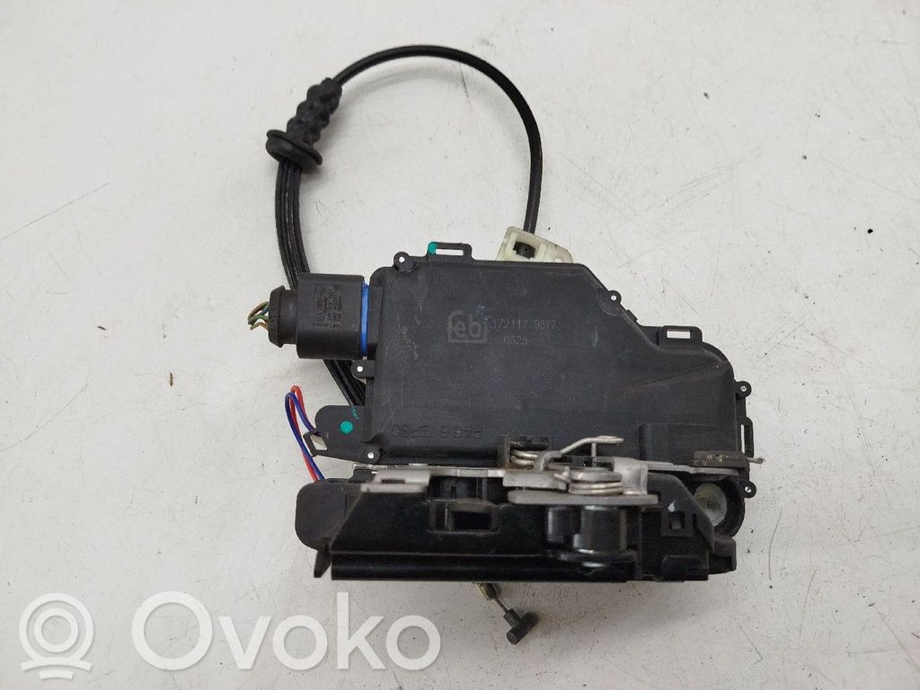 Skoda Fabia Mk1 (6Y) Coupe door lock (next to the handle) 