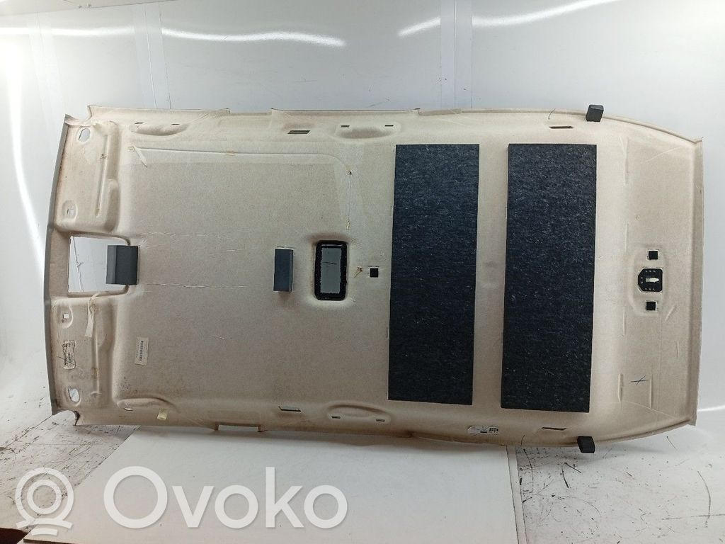 Lubos   13320020