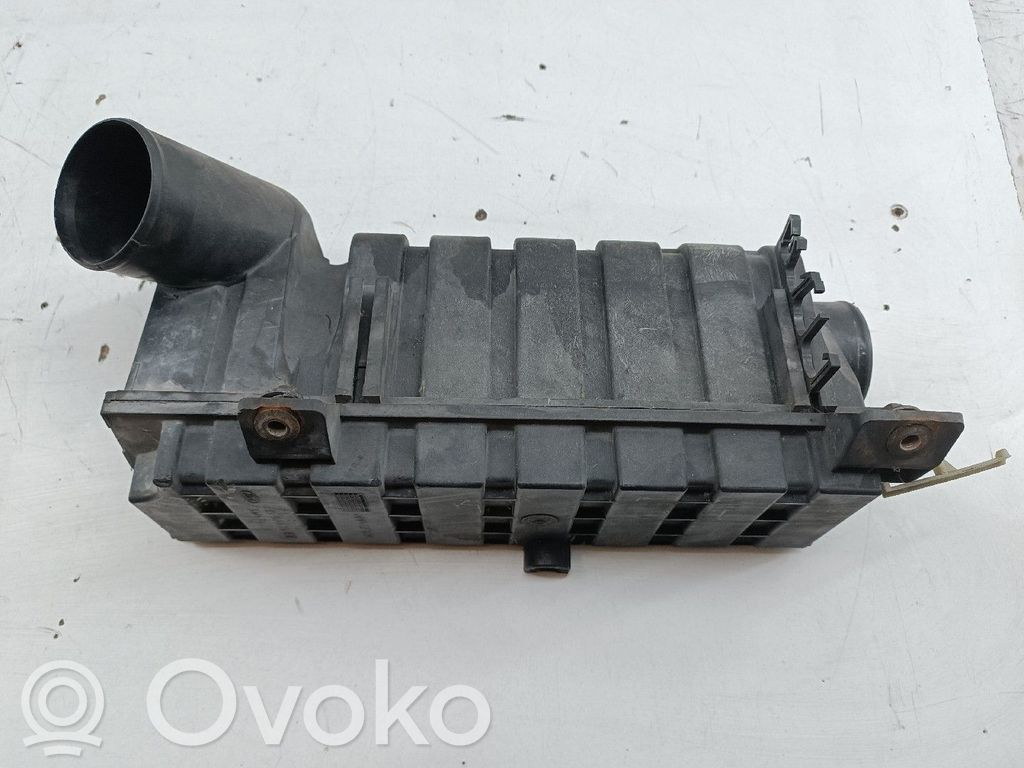 Luftfilterkasten   C6W4A,C159A675