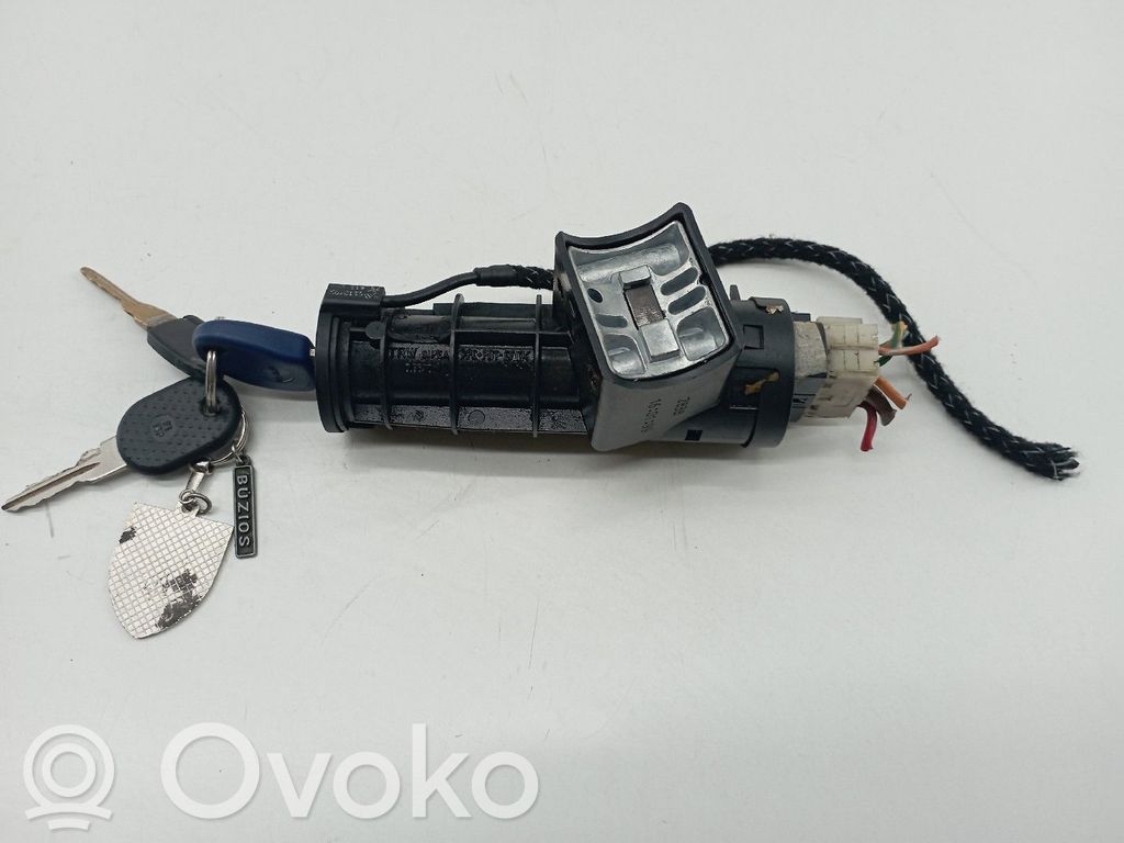 Fiat Punto (176) Virtalukko 
