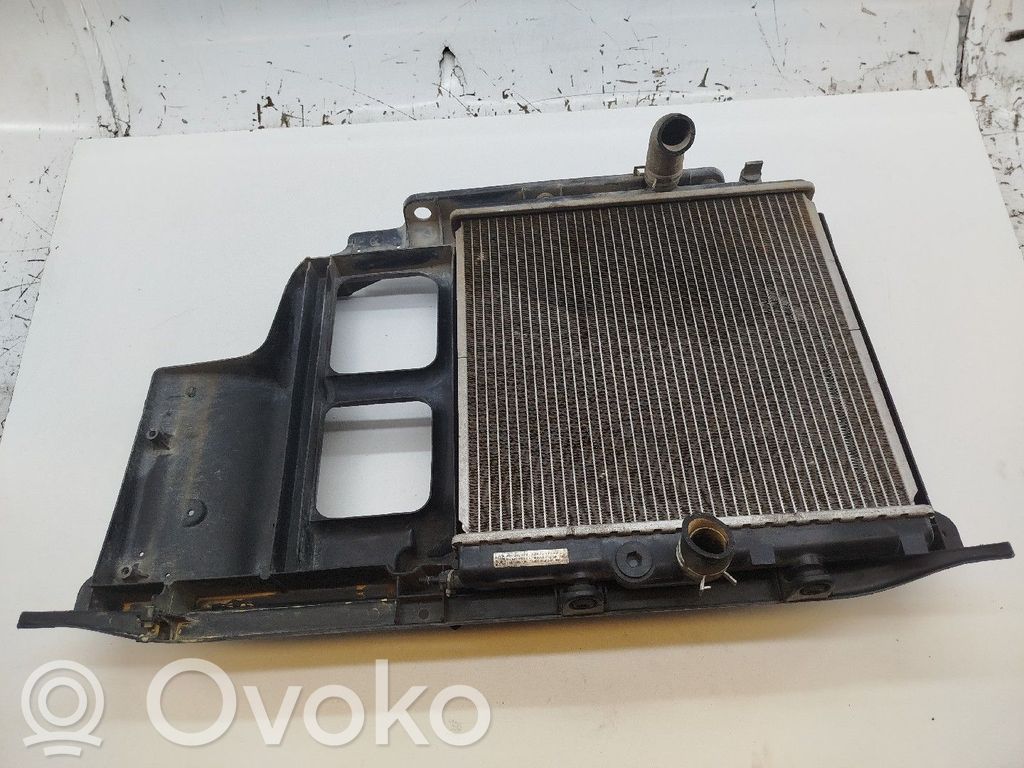 Peugeot 206 Coolant radiator 