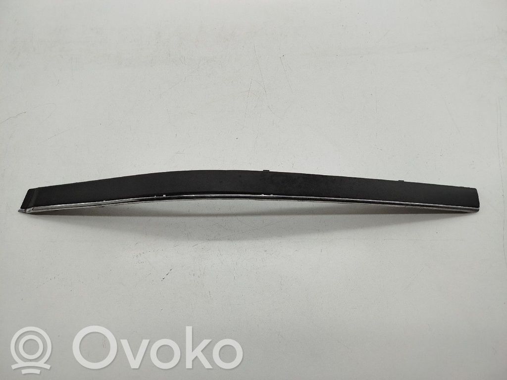 Priekšējais bamperis   51118226561