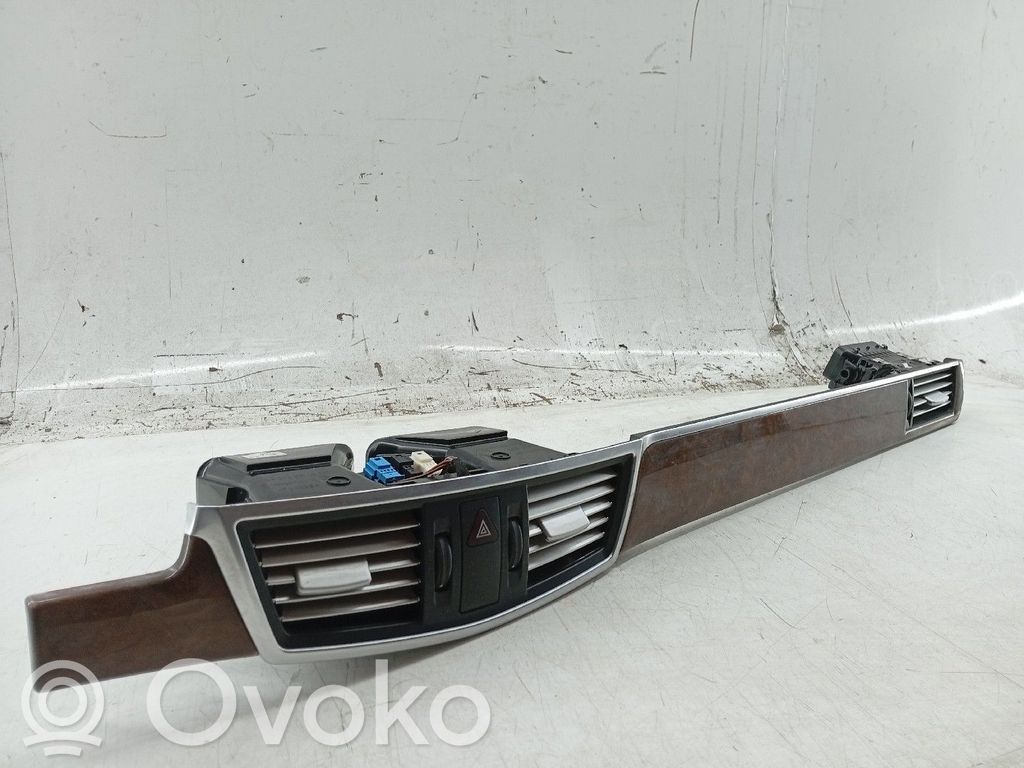 Mercedes-Benz E W212 Dashboard 