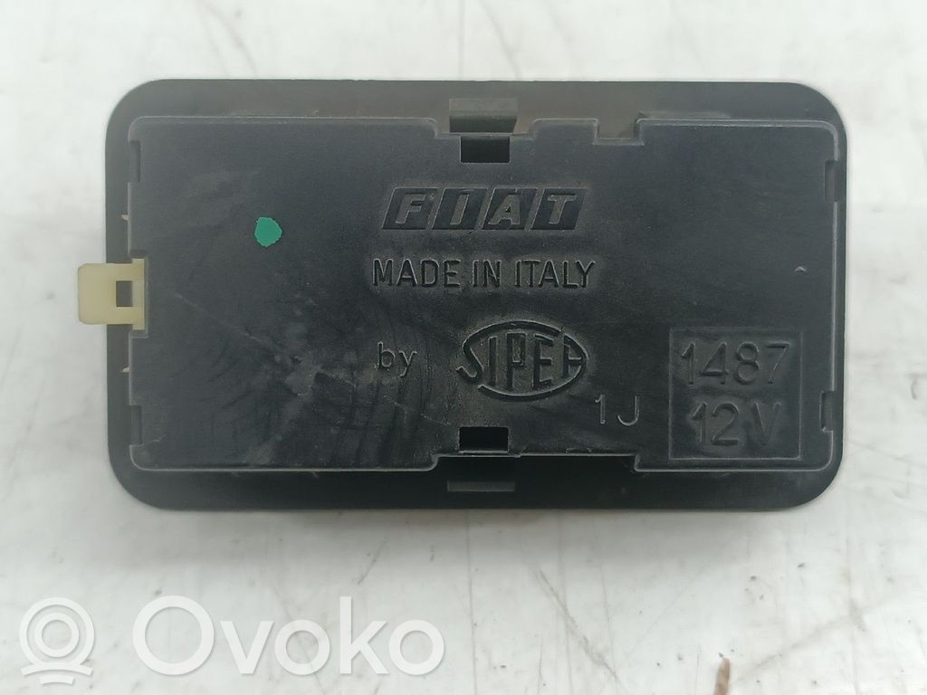 Interruptor del elevalunas eléctrico