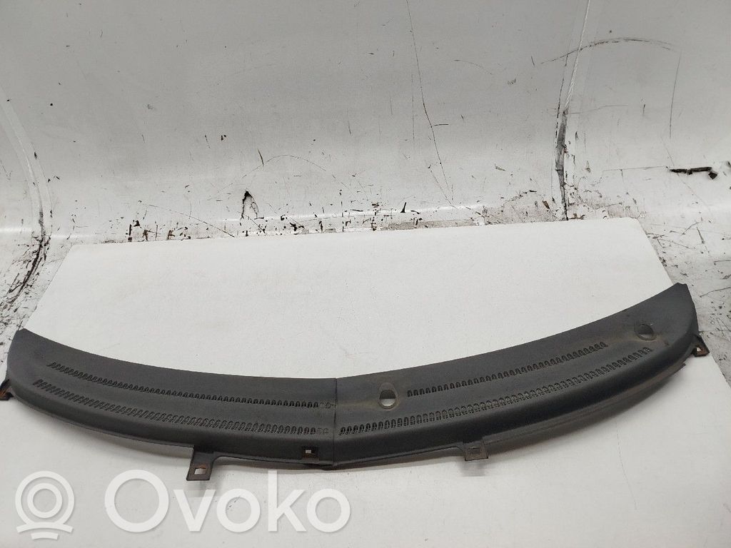 Opel Corsa B Rejilla delantera 