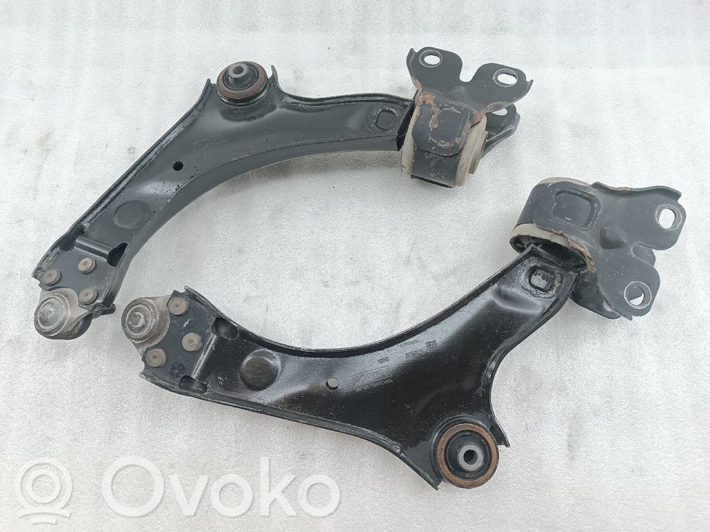 Front control arm   7G9N3A052,DIANTEIROS