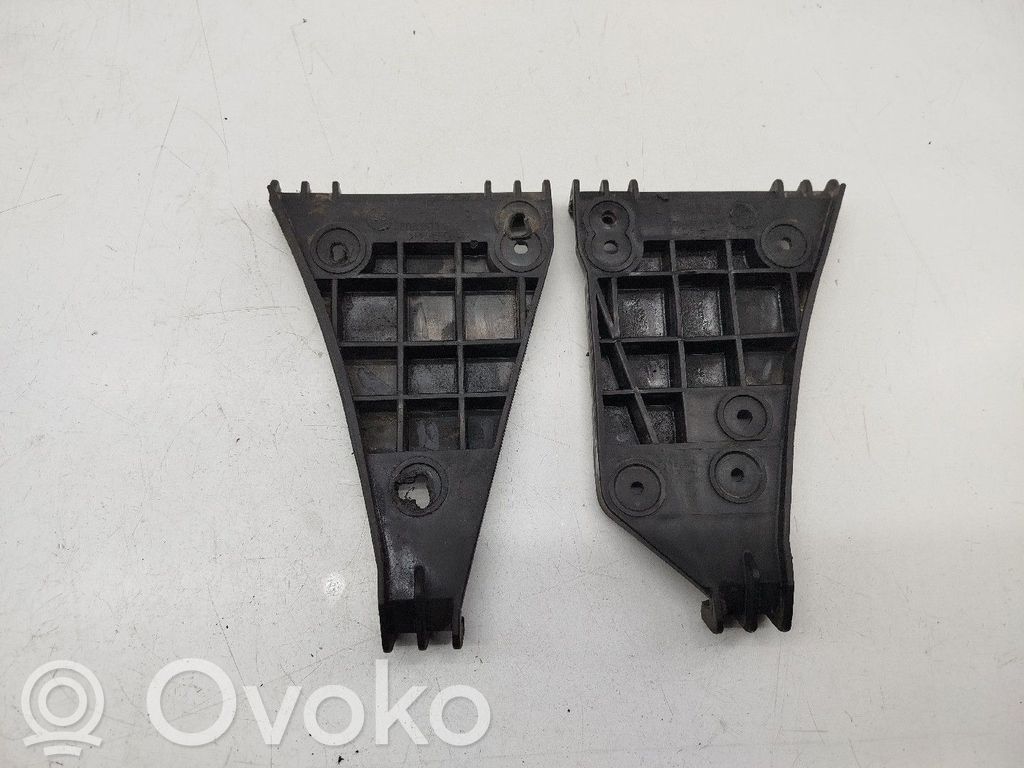 Etupuskuri   8D0807283,8D0807284