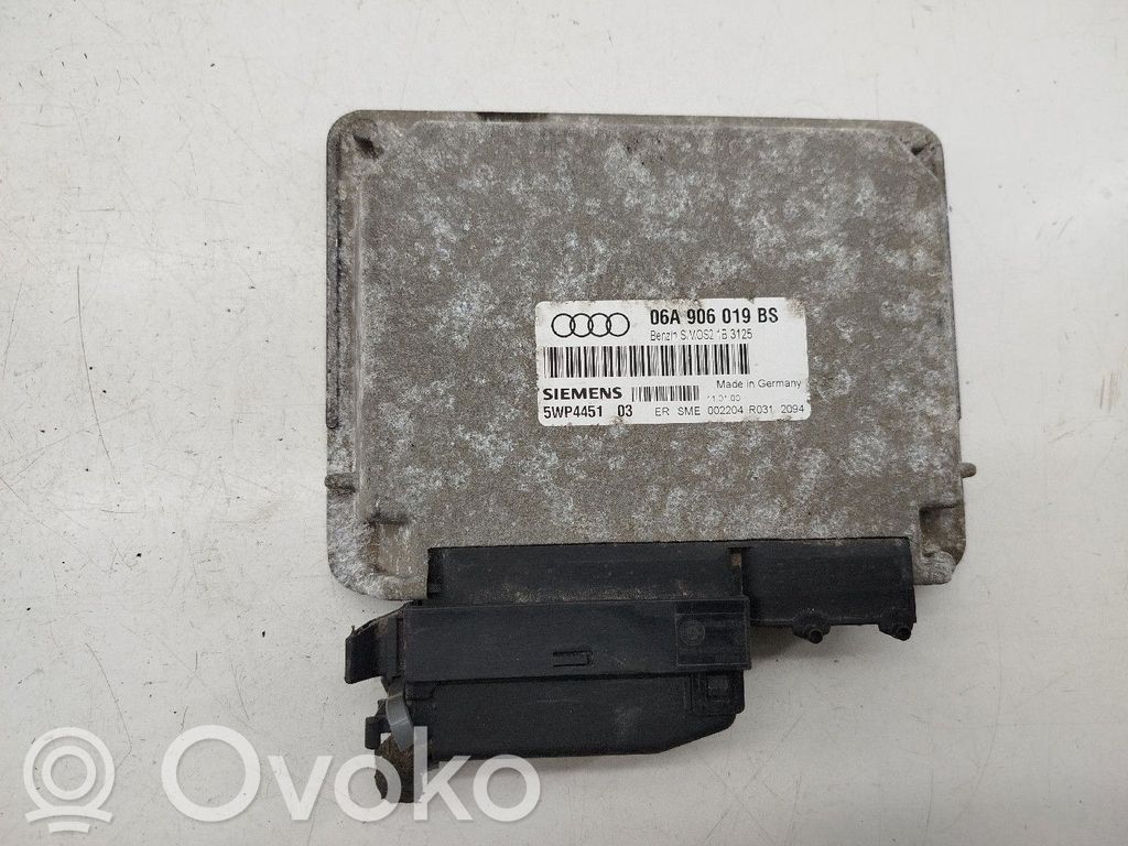 Engine control unit/module   06A906019BS